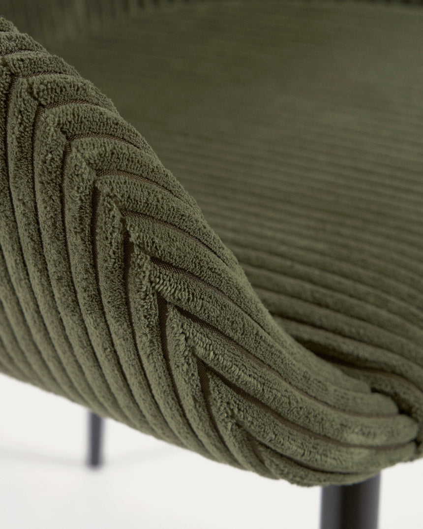 Konna Stuhl aus dunkelgrünem, breitem Cord mit schwarz lackierten Stahlbeinen - ZEN ZONE Furniture