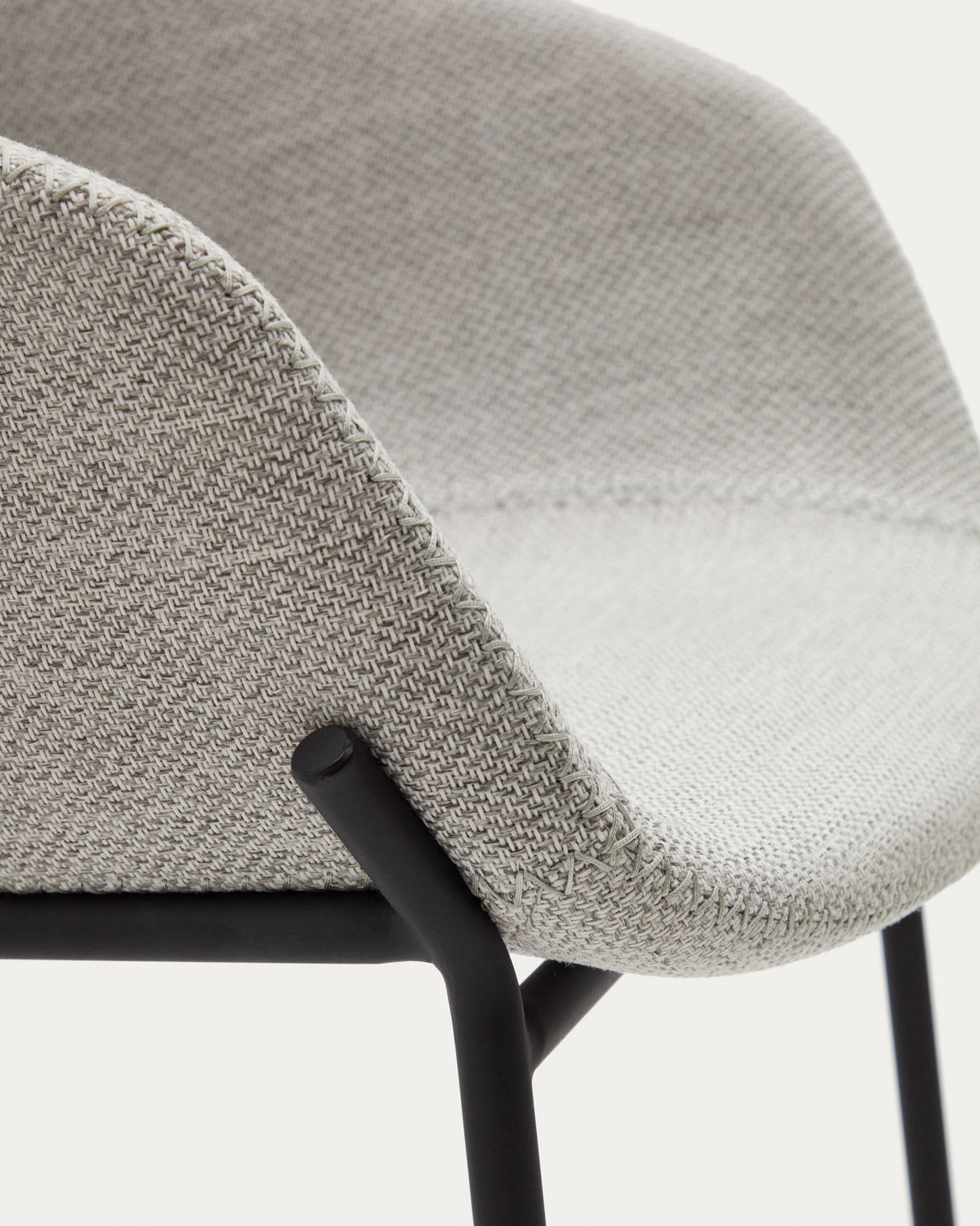 Yvette Hocker hellgrau und schwarzen Stahlbeinen Höhe 75 cm - ZEN ZONE Furniture