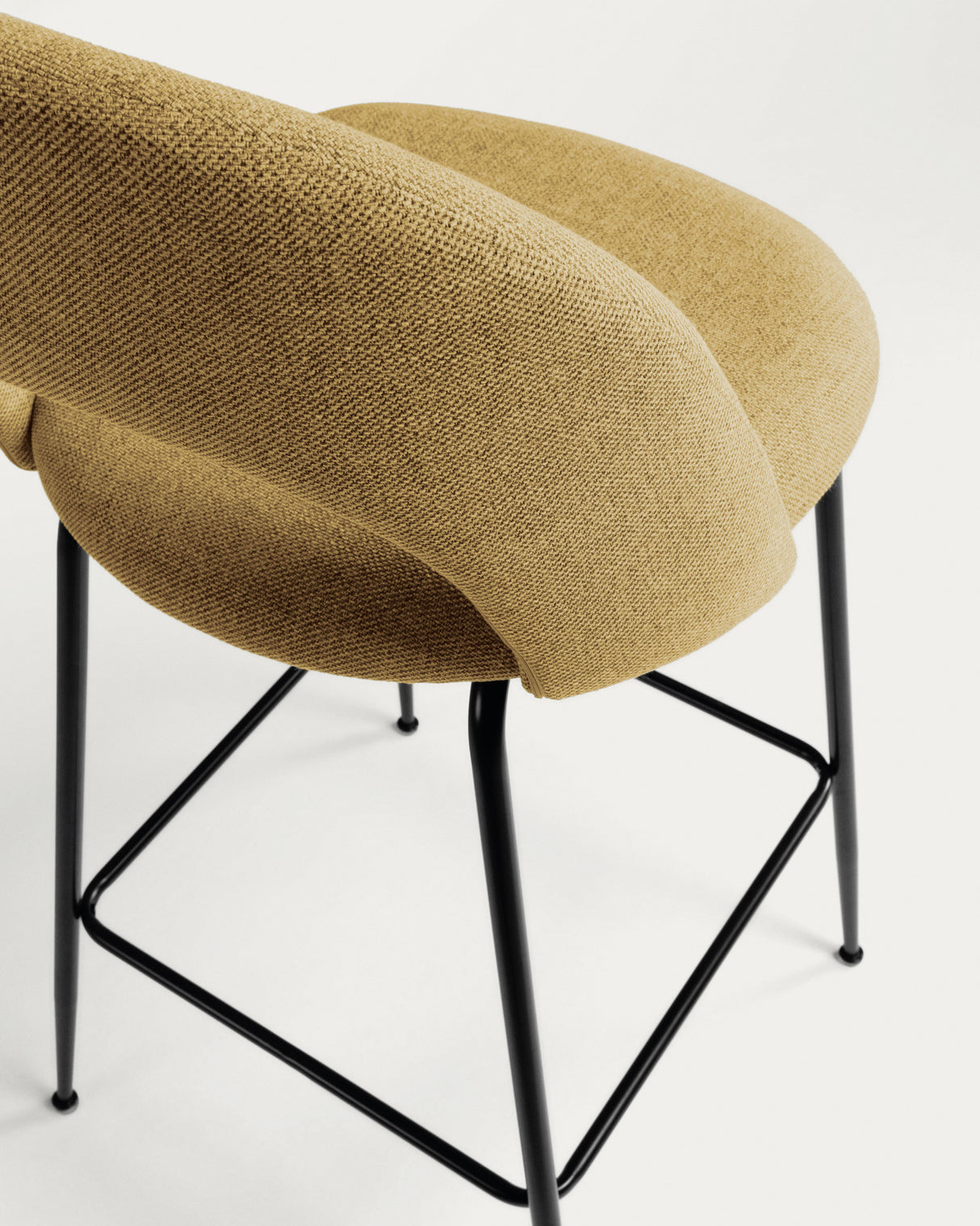 Mahalia Barhocker senfgelb und Stahl mit schwarzem Finish Höhe 63 cm - ZEN ZONE Furniture