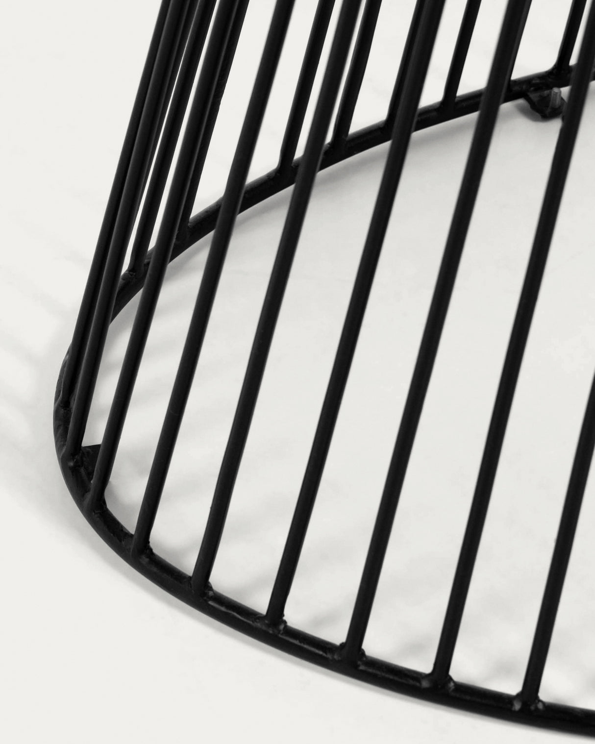 Leska Tisch 200 x 110 cm aus massivem Mangoholz und schwarzen Stahlbeinen - ZEN ZONE Furniture