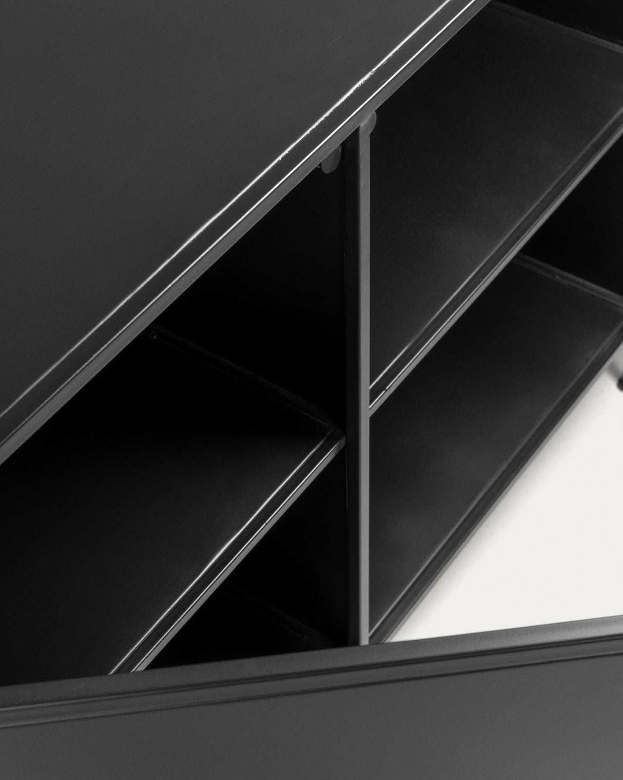 Shantay Sideboard 3 Türen aus Stahl mit Finish in Schwarz 160 x 72 cm - ZEN ZONE Furniture