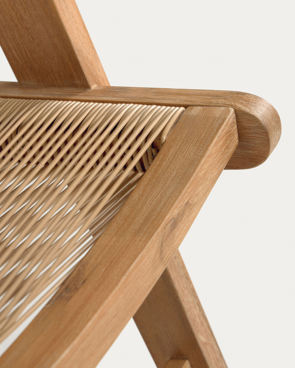 Geralda Sessel aus Akazienholz mit natürlicher Oberfläche FSC 100% - ZEN ZONE Furniture