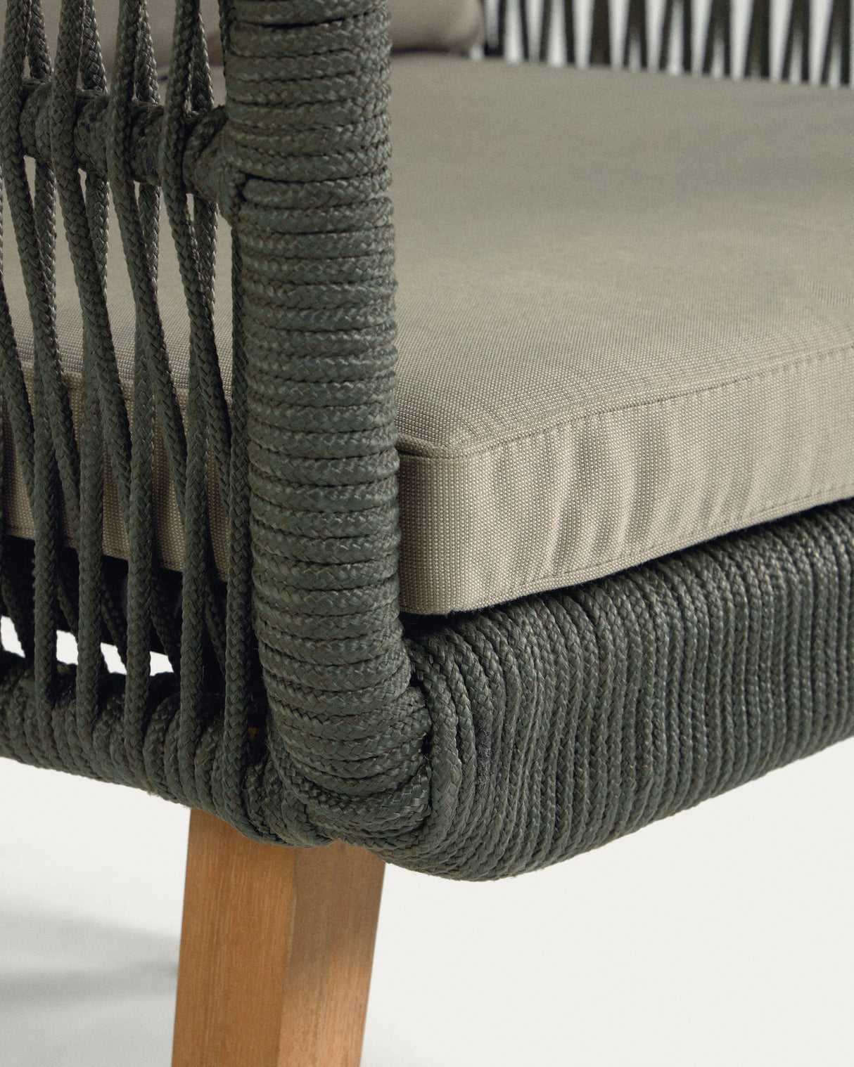 Inti Set 2-Sitzer Sofa und 2 Stühle mit grünem Seil FSC 100% - ZEN ZONE Furniture