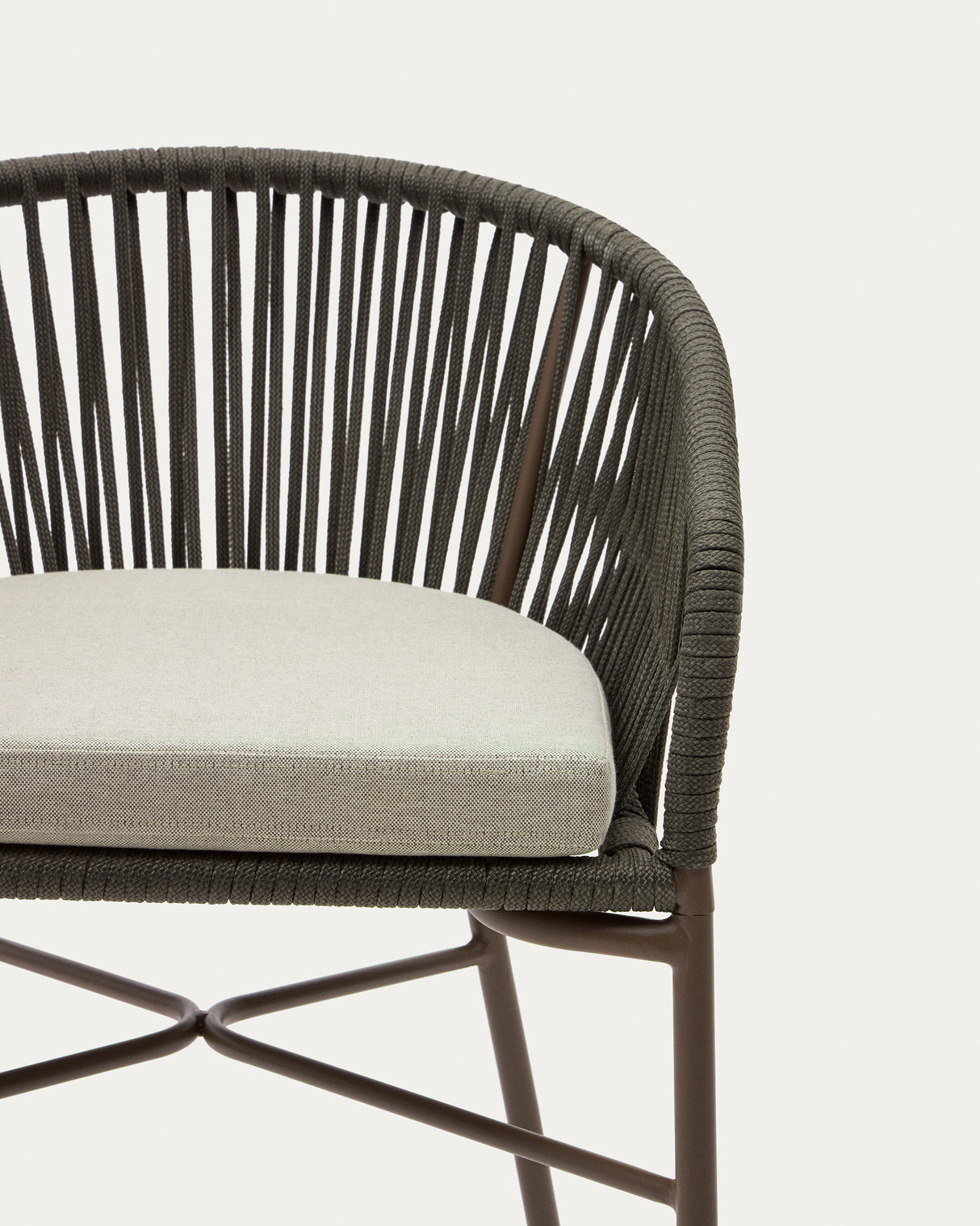 Yanet Hocker aus Seil in grün und verzinktem Stahl Höhe 58 cm - ZEN ZONE Furniture