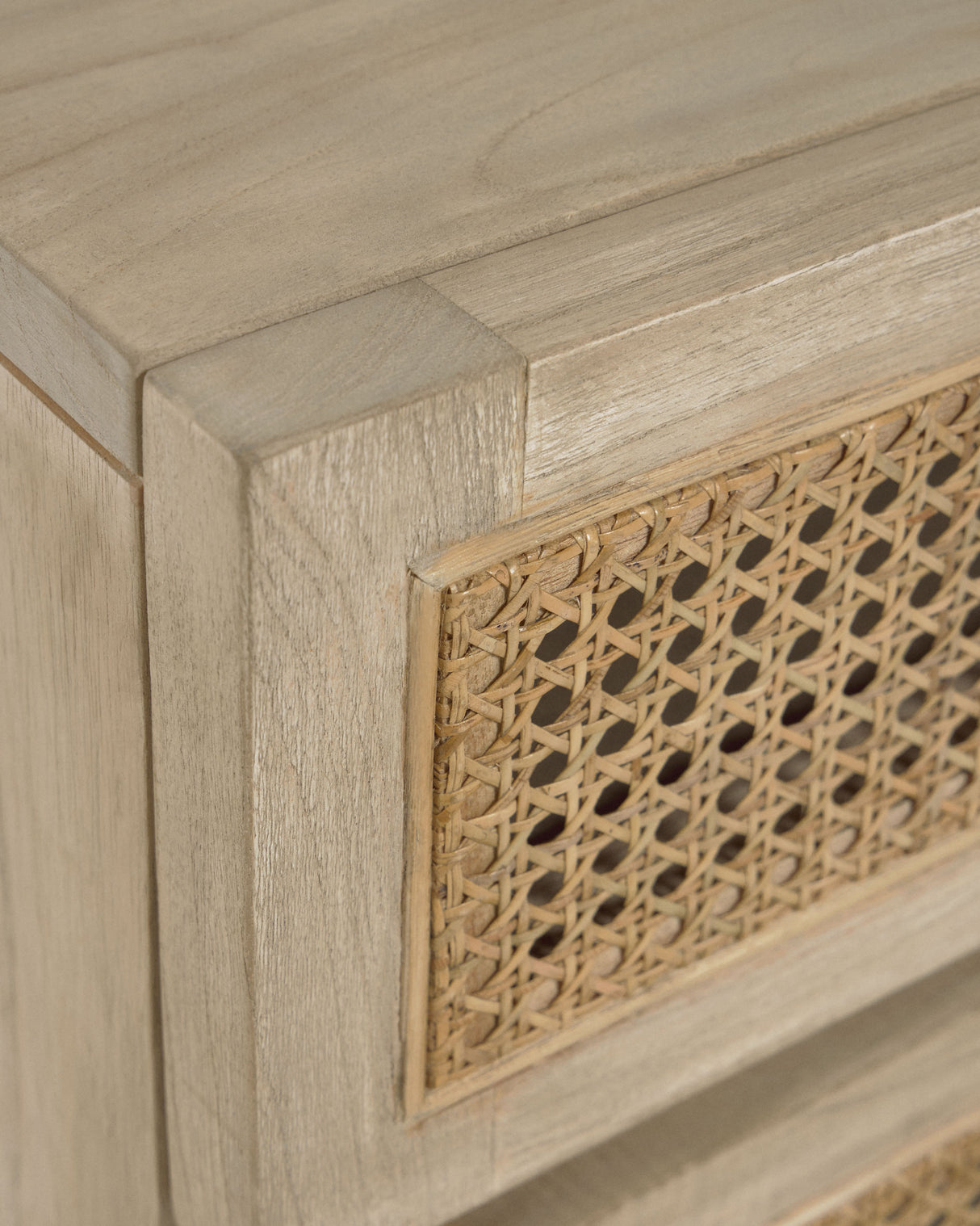 Rexit Kommode mit 5 Schubladen aus massivem Holz und Mindi Furnier mit Rattan 60 x 113 cm - ZEN ZONE Furniture