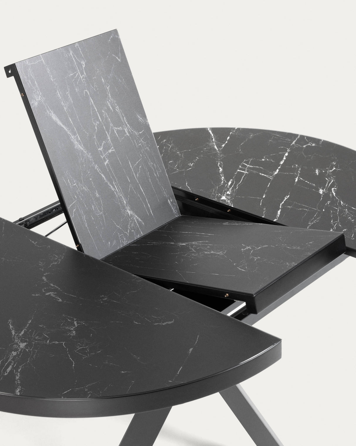 Vashti Ausziehtisch Feinsteinzeugplatte Schwarz Ø 120 x 120 oder 160 cm - ZEN ZONE Furniture