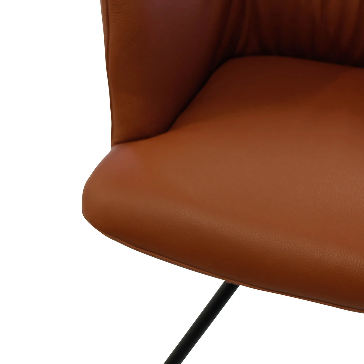 BOSTON Essstuhl aus cognacfarbenem Leder, drehbar, mit schwarzen Metallbeinen - ZEN ZONE Furniture