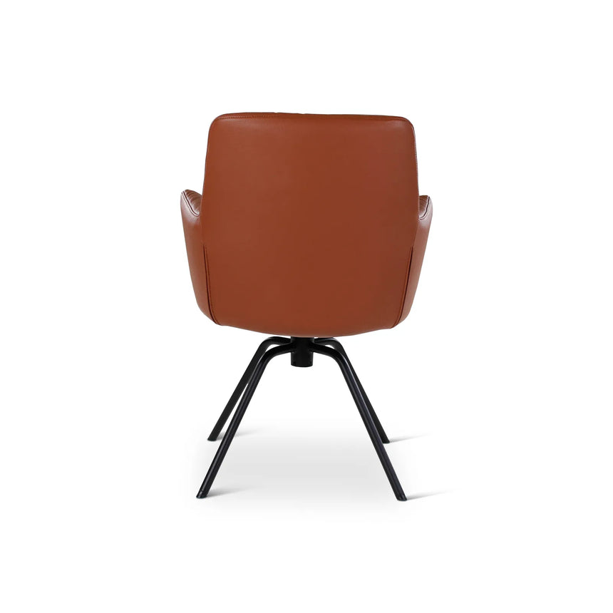 BOSTON Essstuhl aus cognacfarbenem Leder, drehbar, mit schwarzen Metallbeinen - ZEN ZONE Furniture