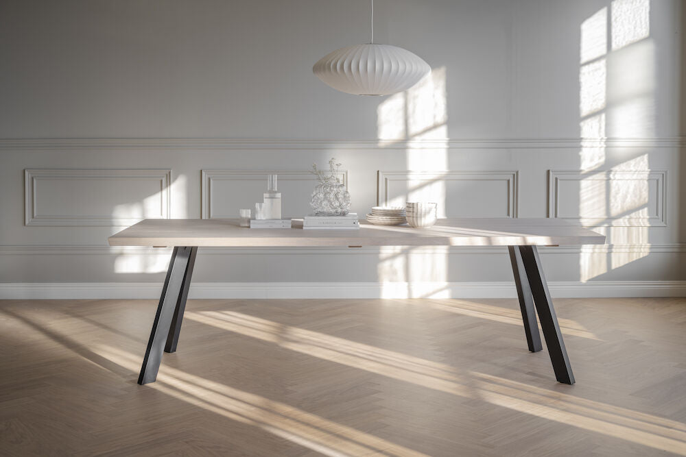 FRED Esstisch Weiß pigmentiert/Schwarz 240x100x75cm - ZEN ZONE