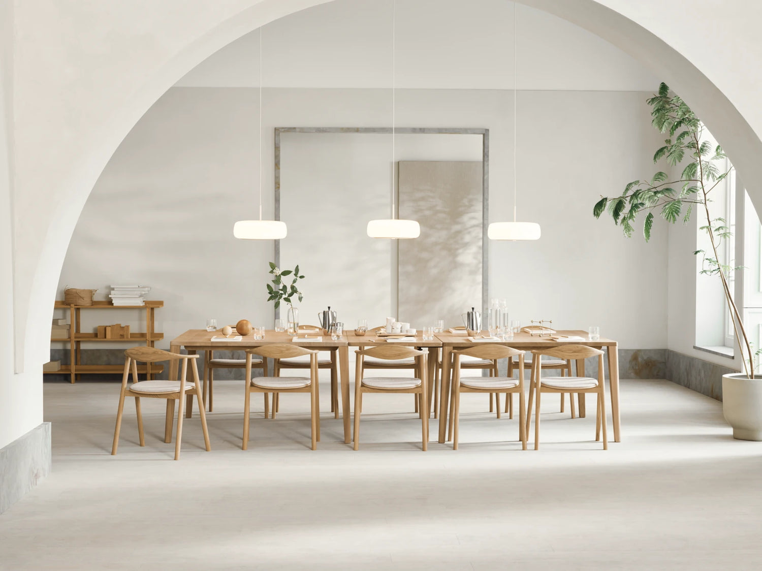 Graceful Esstisch aus massiver Eiche 130 x 130 cm - 30 mm - ZEN ZONE Furniture