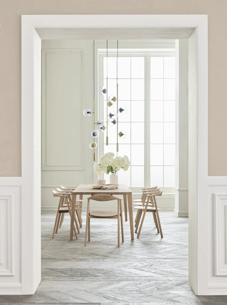 Swing Esstischstuhl aus Eiche weiß pigmentiert geölt - ZEN ZONE Furniture