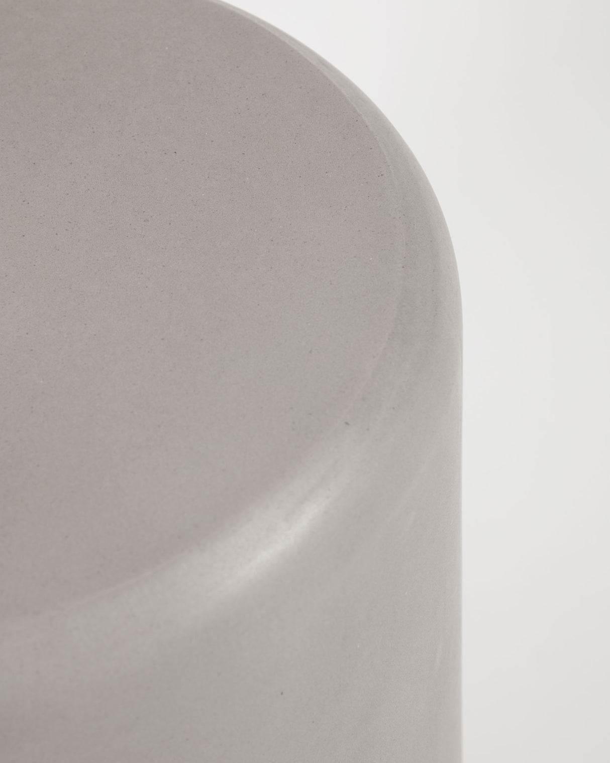 Taimi Outdoor Hocker aus Zement Ø 35 cm - ZEN ZONE Furniture