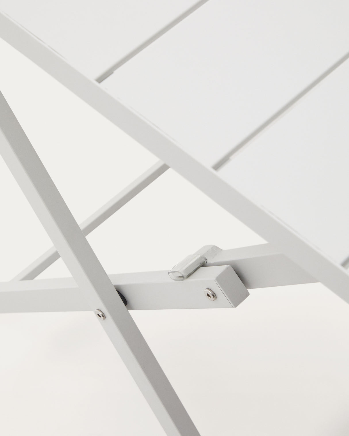 Faltbarer Gartentisch Torreta aus Aluminium mit hellgrauem Finish 70 x 70 cm - ZEN ZONE Furniture