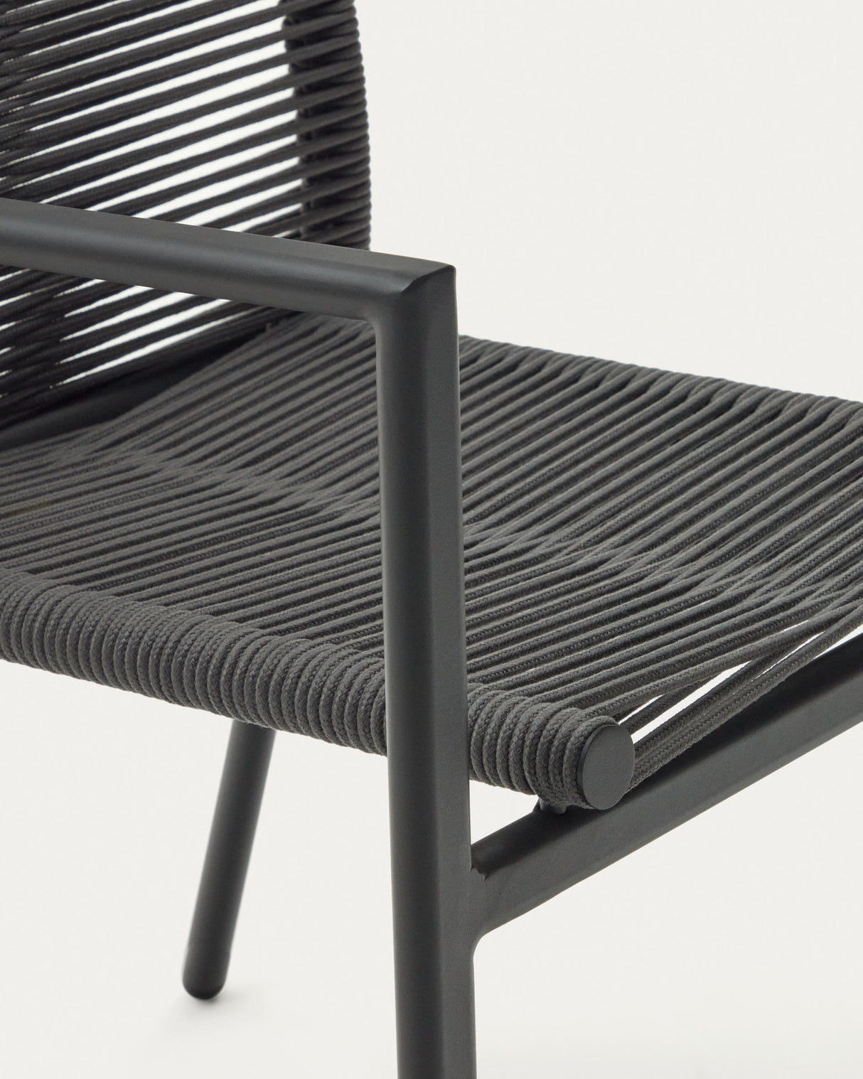 Culip stapelbarer Gartenstuhl aus Seil und Aluminium in Grau - ZEN ZONE Furniture