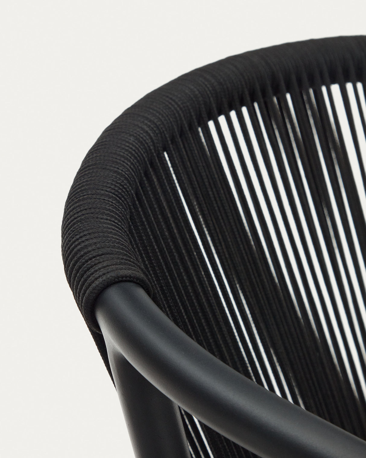 Xelida stapelbarer Gartenstuhl aus Aluminium und Seil schwarz - ZEN ZONE Furniture