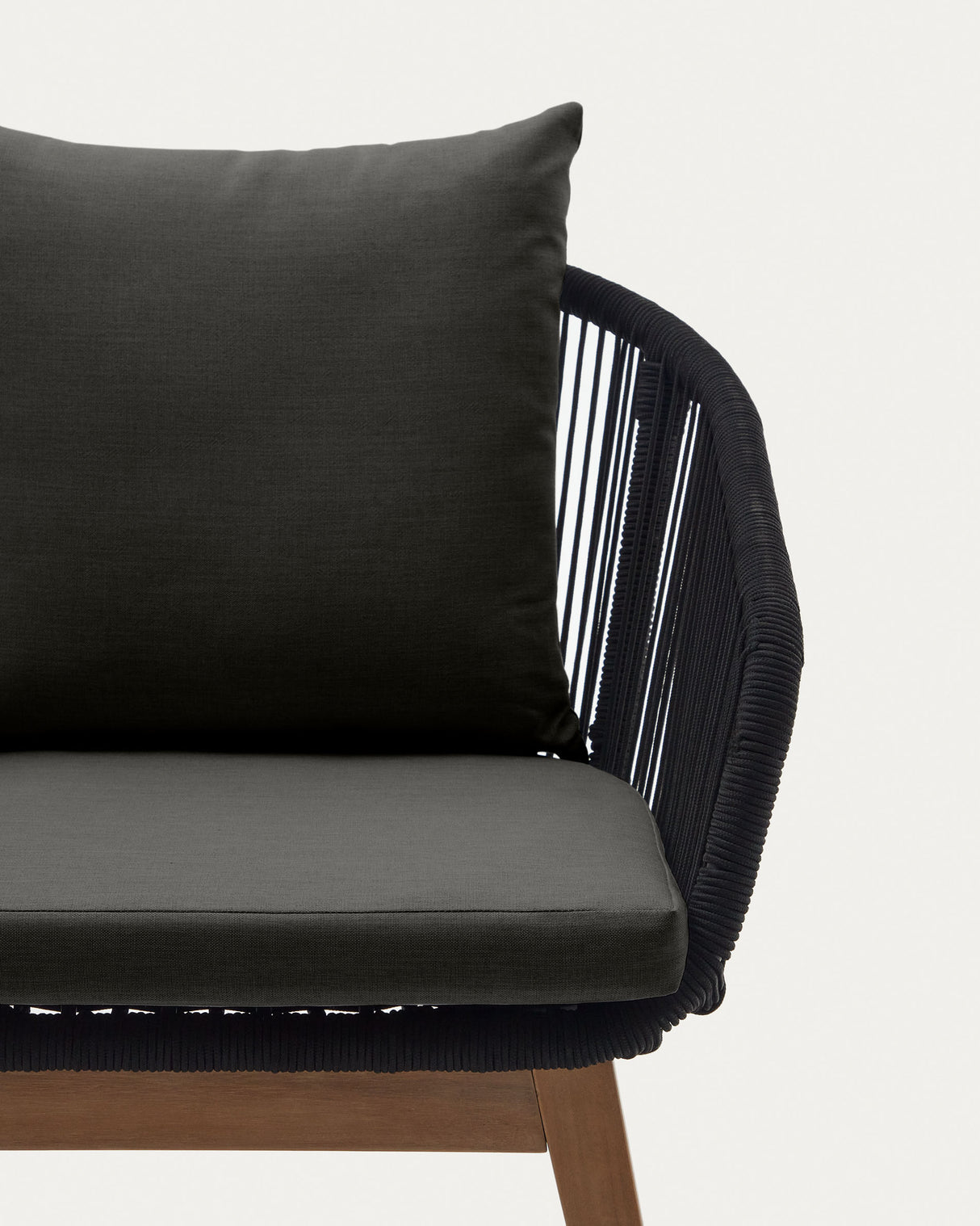 Portalo Stuhl aus Seil in Schwarz und Beinen massives Akazienholz 100% FSC - ZEN ZONE Furniture