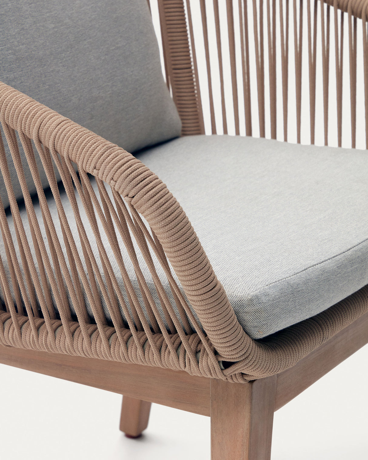 Portalo Stuhl aus Seil in Beige und Beinen massives Akazienholz 100% FSC - ZEN ZONE Furniture