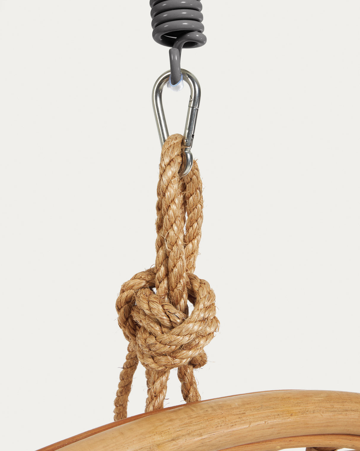 Hängesessel Ekaterina aus Rattan mit Standfuß in Dunkelgrau - ZEN ZONE Furniture