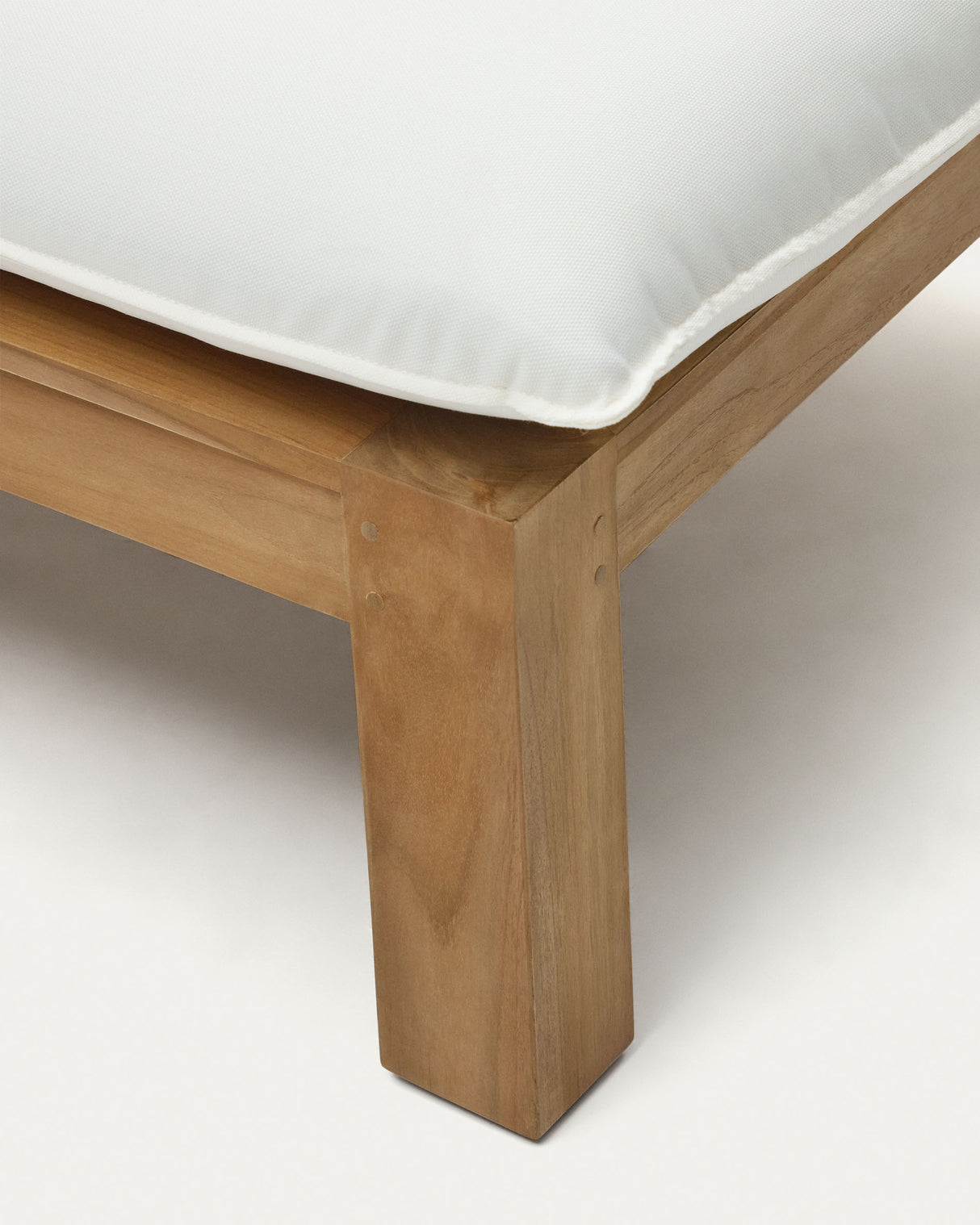 Forcanera Liegestuhl aus massivem Teakholz - ZEN ZONE Furniture