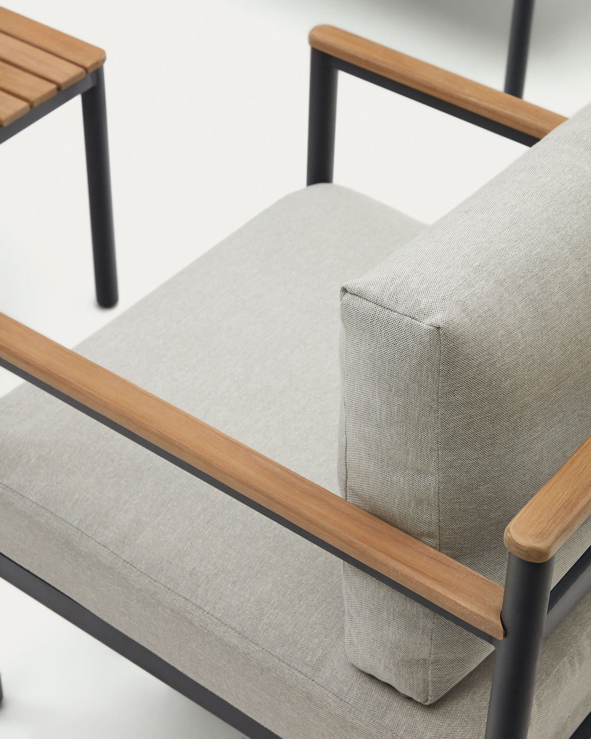 Aiguafreda Set 2-Sitzer-Sofa 2 Sesseln + Couchtisch Alu grau massives Akazienholz 100% FSC - ZEN ZONE Furniture