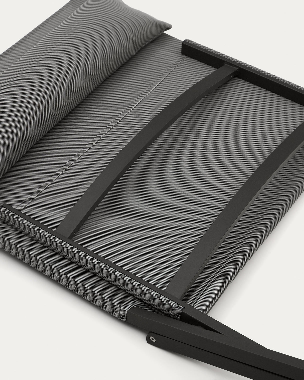 Canutells Klappstuhl aus Aluminium mit dunkelgrauem Finish - ZEN ZONE Furniture