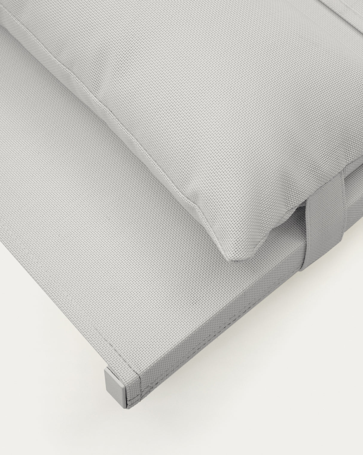 Canutells Klappstuhl aus Aluminium mit weißem Finish - ZEN ZONE Furniture