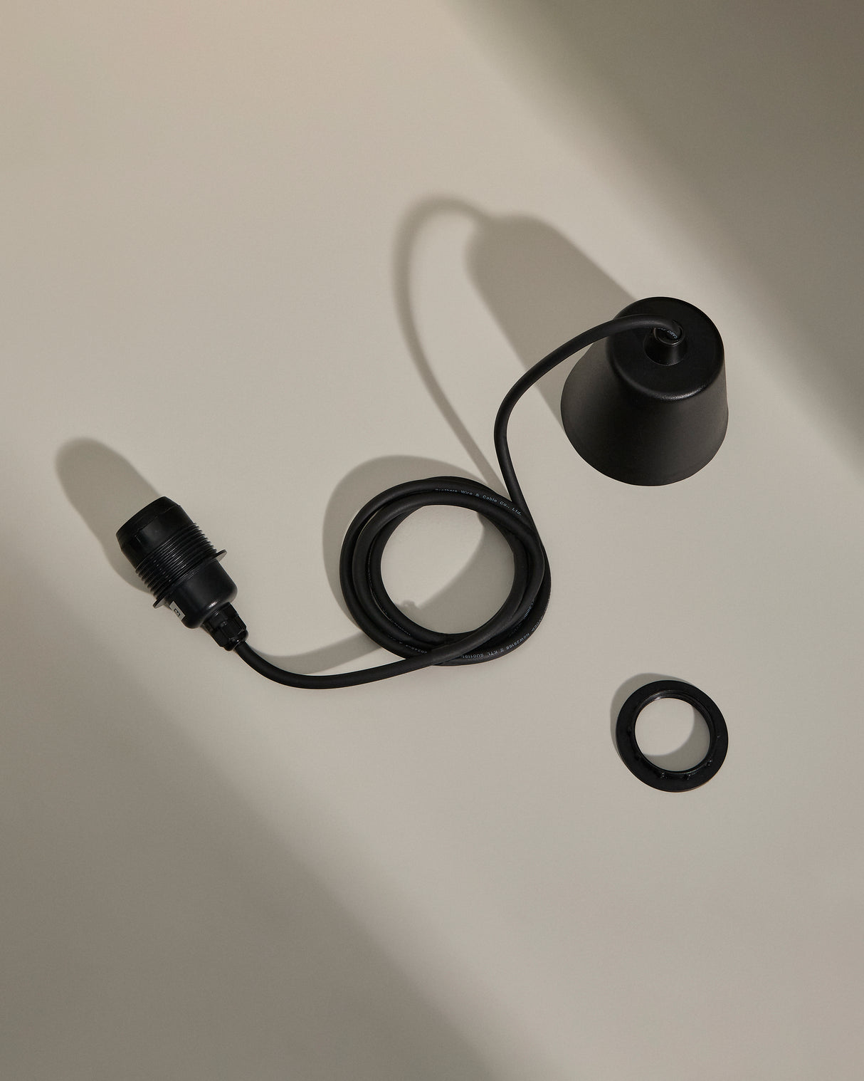 Albir Halterung für Deckenlampe für Outdoor schwarz - ZEN ZONE Furniture