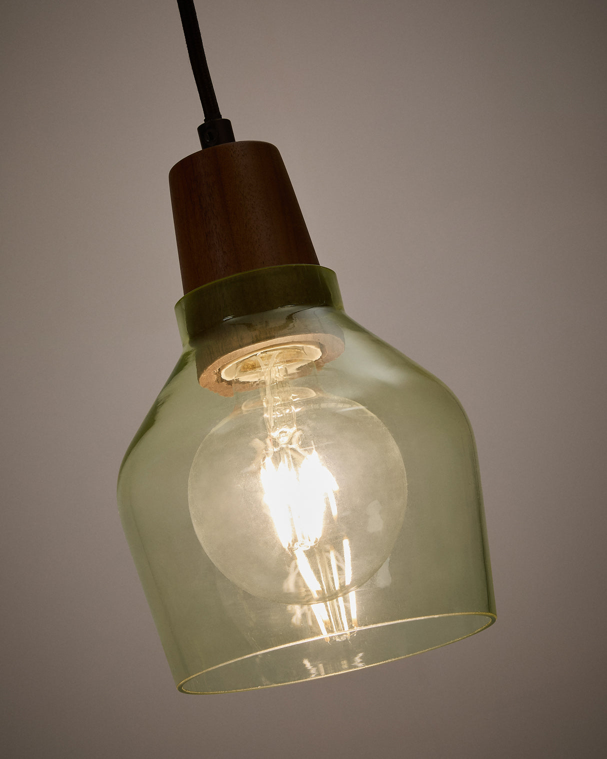 Deckenleuchte Silex aus grünem Glas und Walnussholz Ø 13 cm - ZEN ZONE Furniture