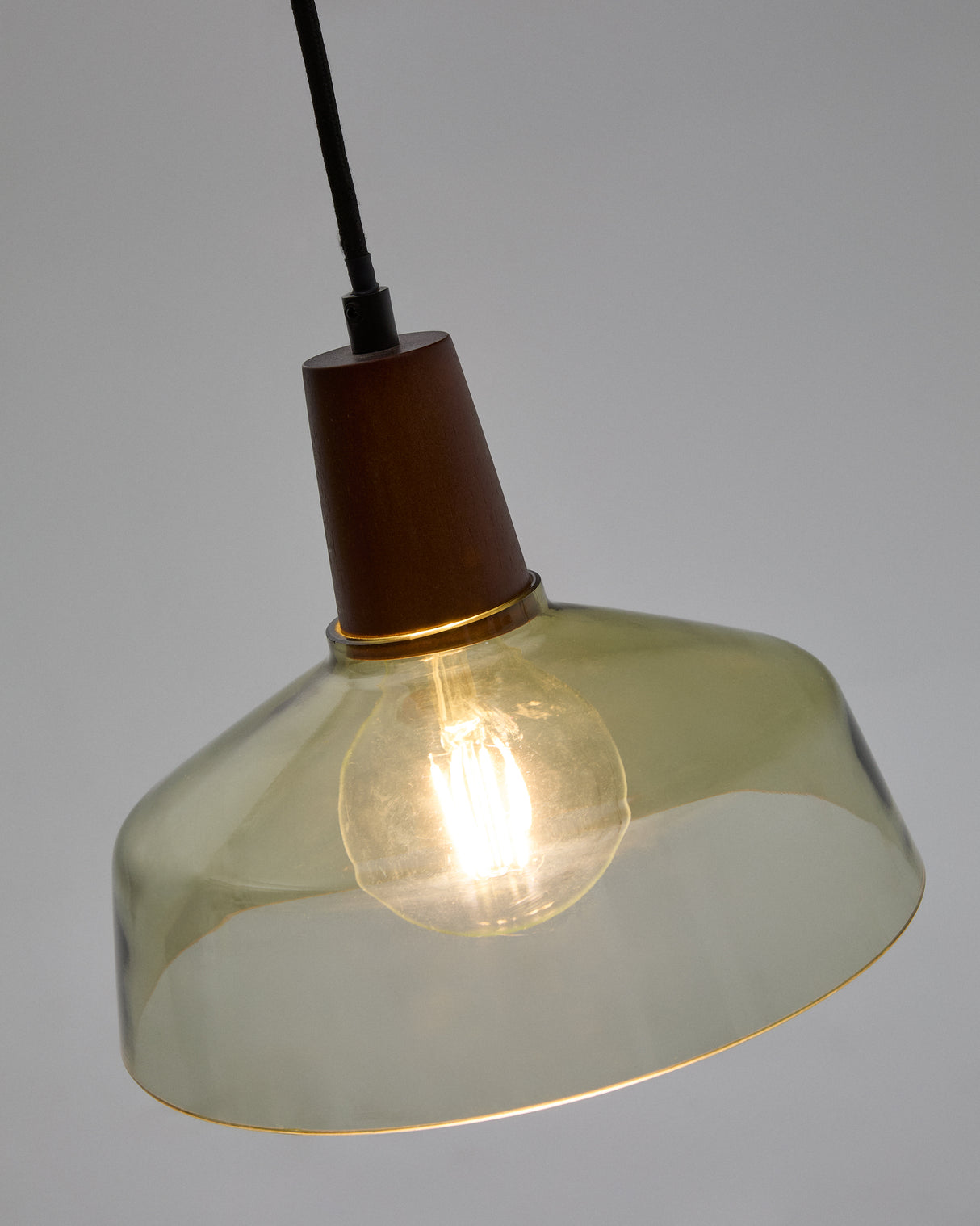 Deckenleuchte Silex aus grünem Glas und Walnussholz Ø 40 cm - ZEN ZONE Furniture