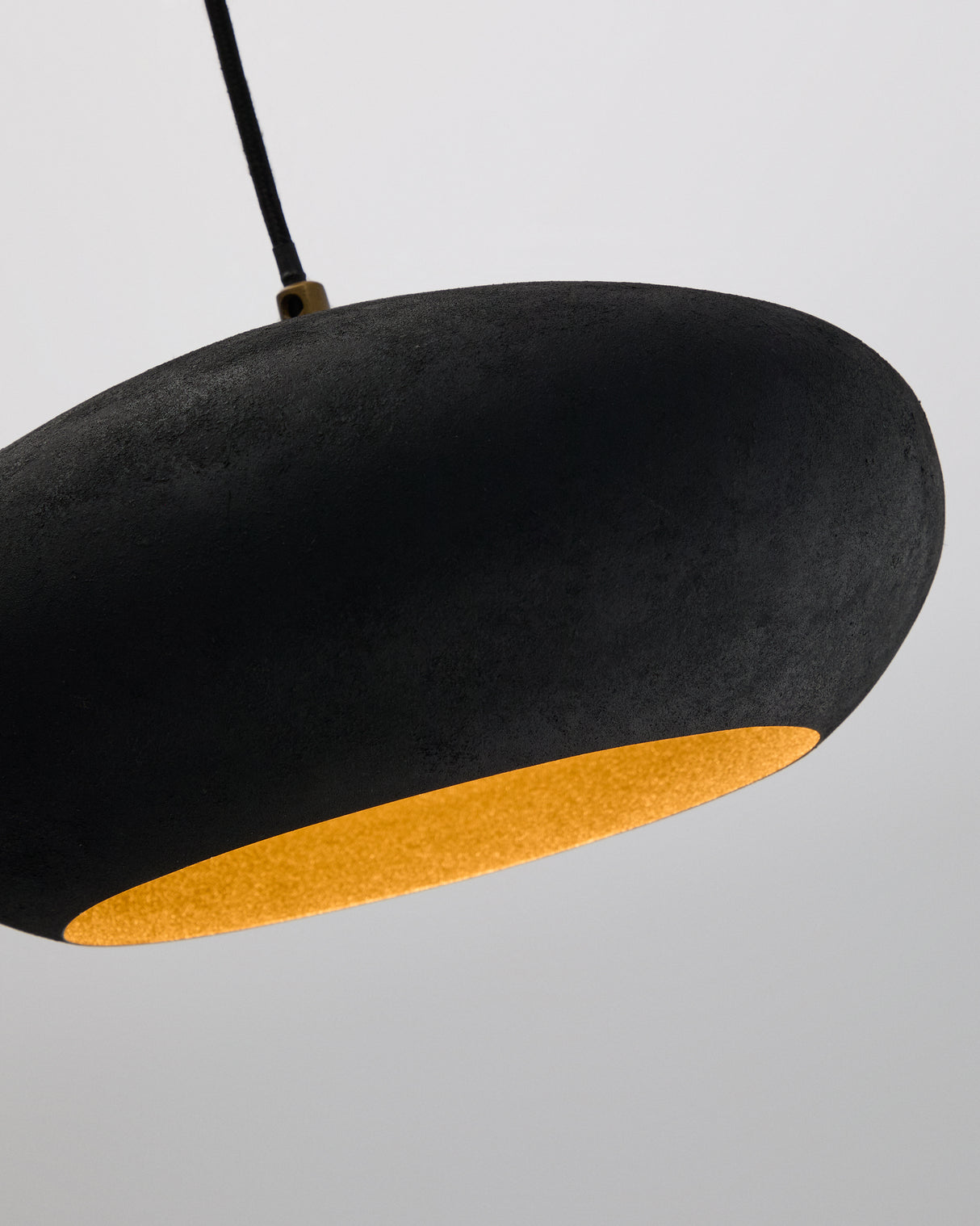 Deckenleuchte Inda aus Metall mit schwarzem Finish Ø 30 cm - ZEN ZONE Furniture