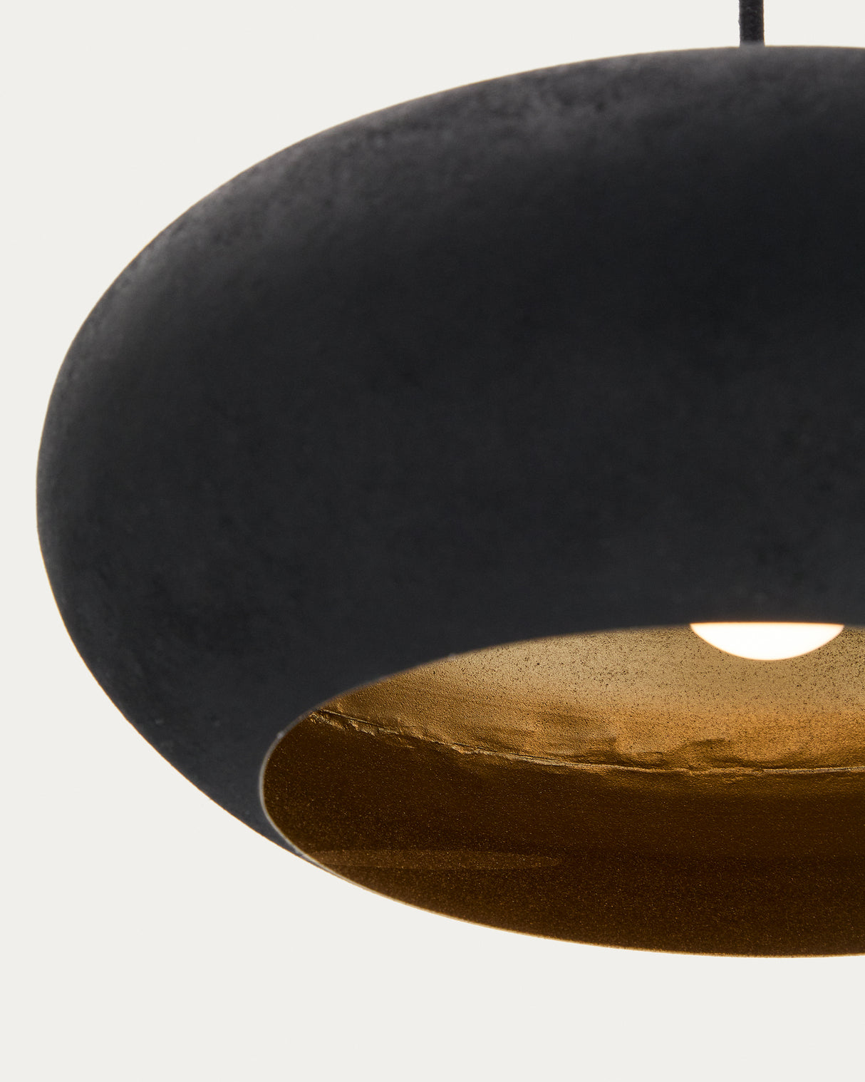 Deckenleuchte Inda aus Metall mit schwarzem Finish Ø 30 cm - ZEN ZONE Furniture