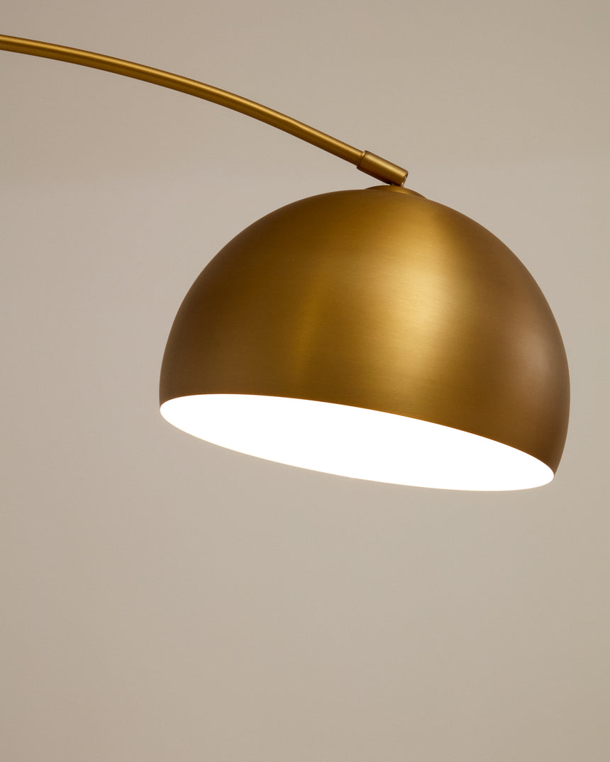 Madali Stehleuchte aus Metall mit Messing-Finish und weißem Marmor - ZEN ZONE Furniture