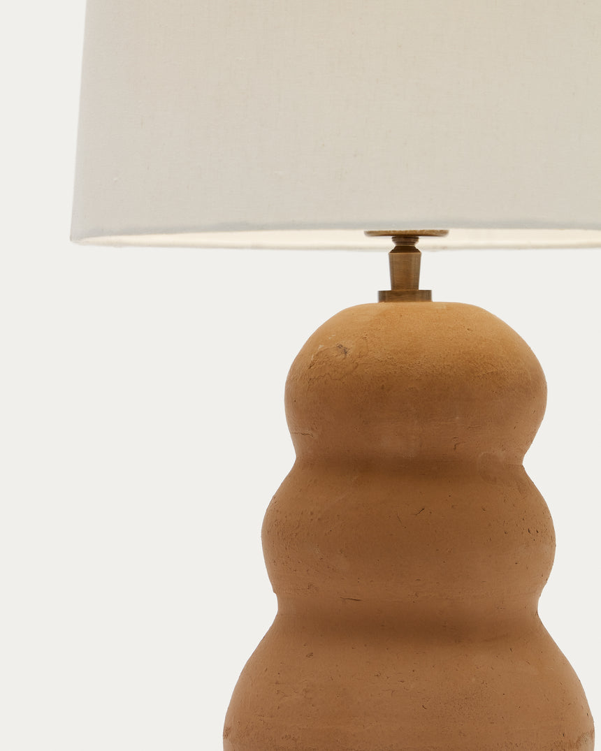Madsen Tischleuchte aus Terrakotta mit weißem Lampenschirm - ZEN ZONE Furniture