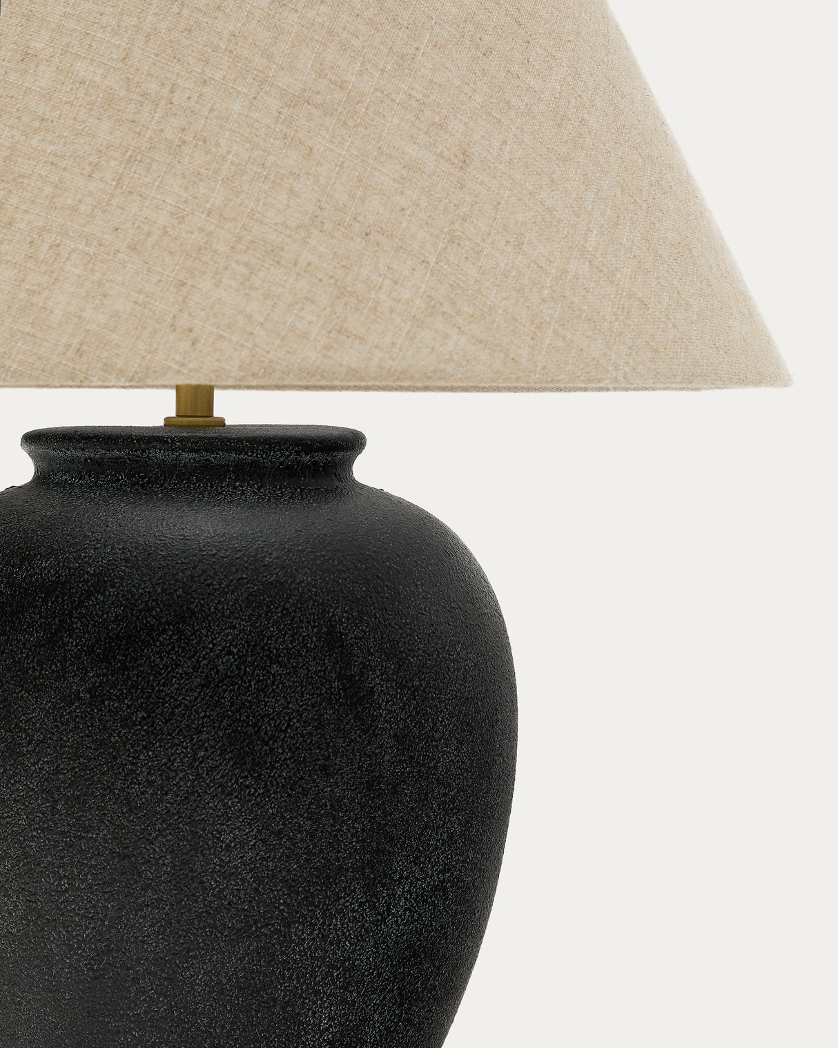 Mercadal Tischlampe aus Keramik mit schwarzem Finish - ZEN ZONE Furniture