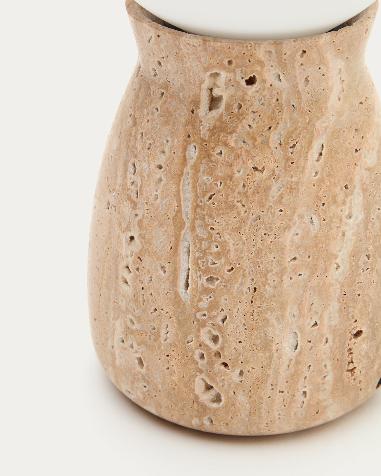 Tischleuchte Okeni aus Travertin und Glas. - ZEN ZONE Furniture