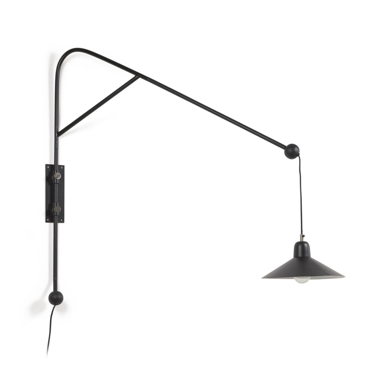 Eleazar Wandlampe aus Metall mit schwarz lackierter Oberfläche - ZEN ZONE Furniture