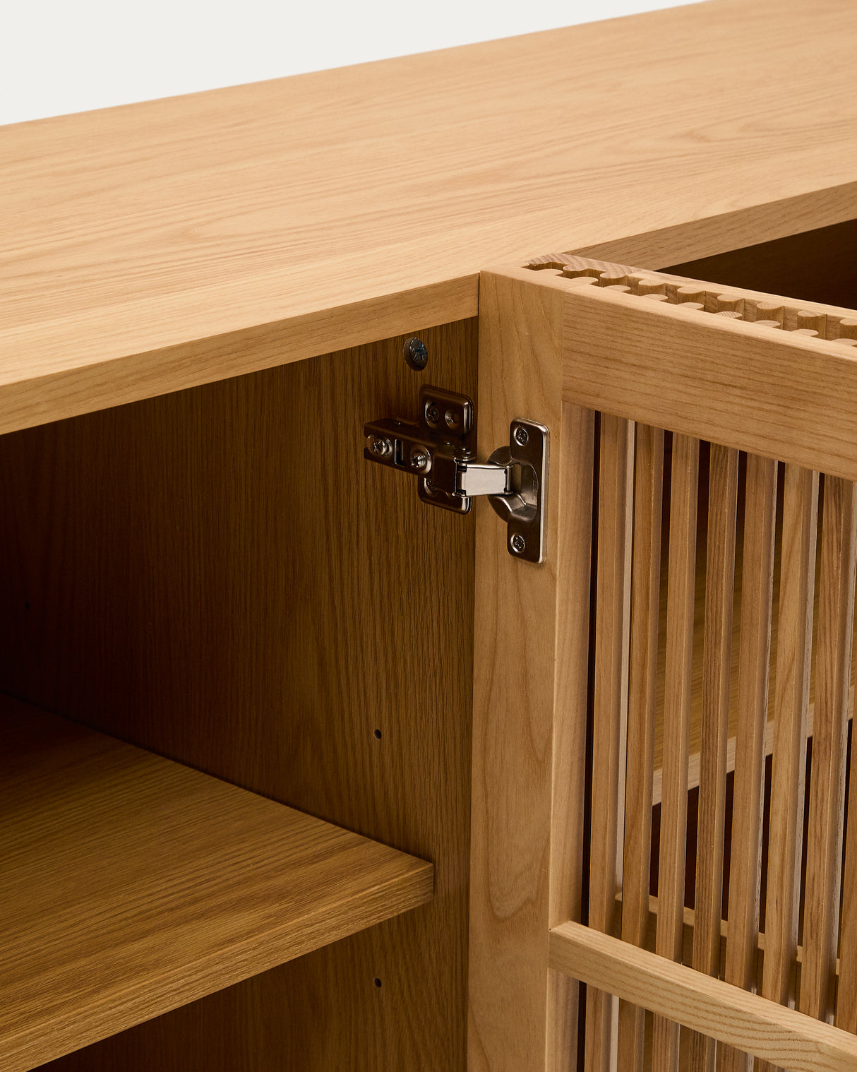 Beyla Sideboard 4 Türen massive Eiche und Furnier 180 x 71,5 cm FSC 100 % - ZEN ZONE Furniture