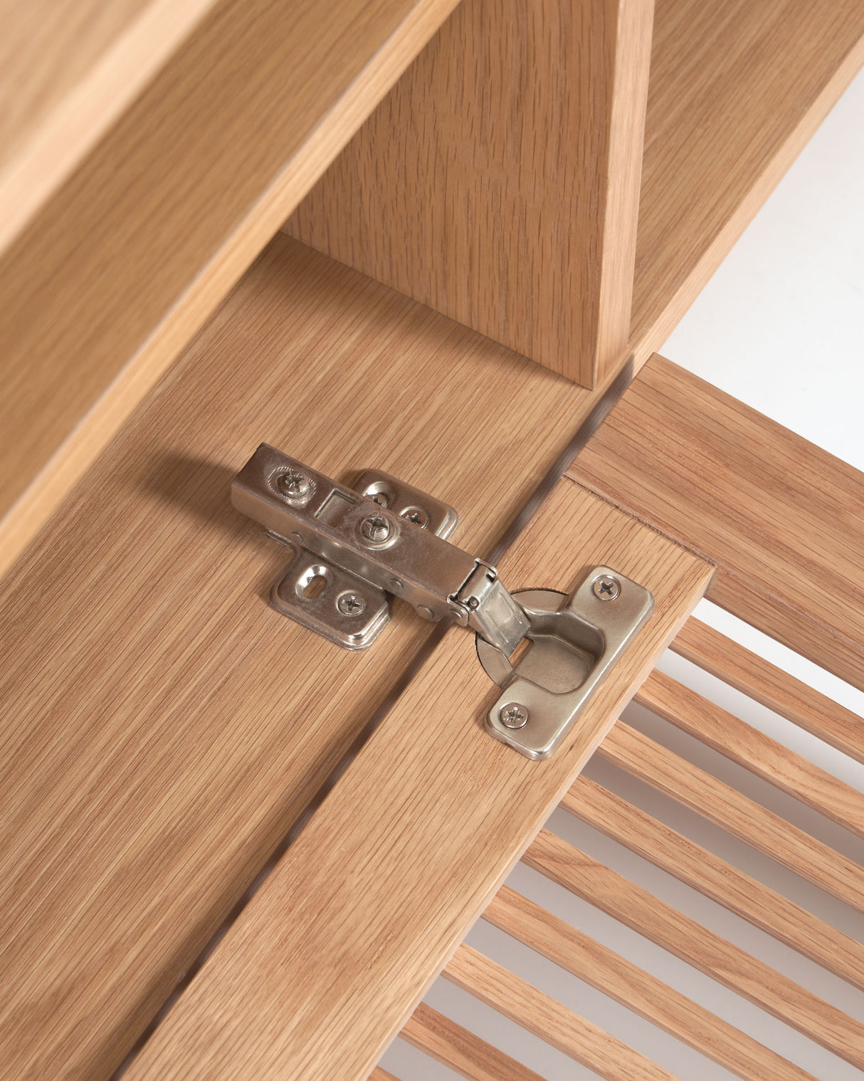 Beyla TV-Schrank 2 Türen aus massiver Eiche und Furnier 180 x 49,5 cm FSC 100% - ZEN ZONE Furniture