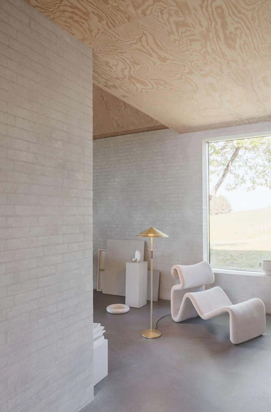 GOVERNOR Floor 405 - ZEN ZONE Furniture