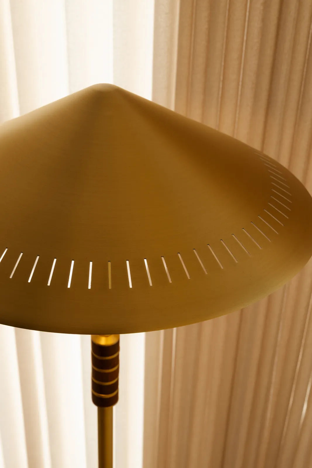 GOVERNOR Floor 405 - ZEN ZONE Furniture