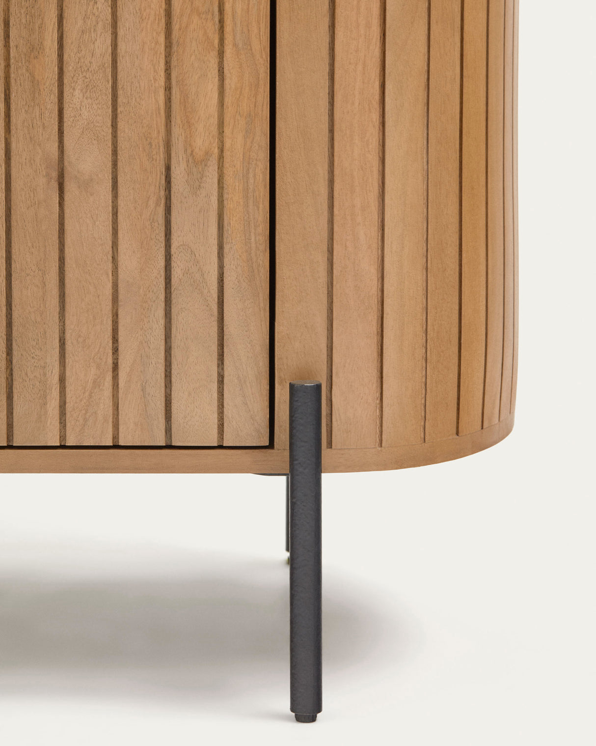 Licia Highboard 2 Türen aus massivem Mangoholz und schwarz lackiertem Metall 120 x 80 cm - ZEN ZONE Furniture