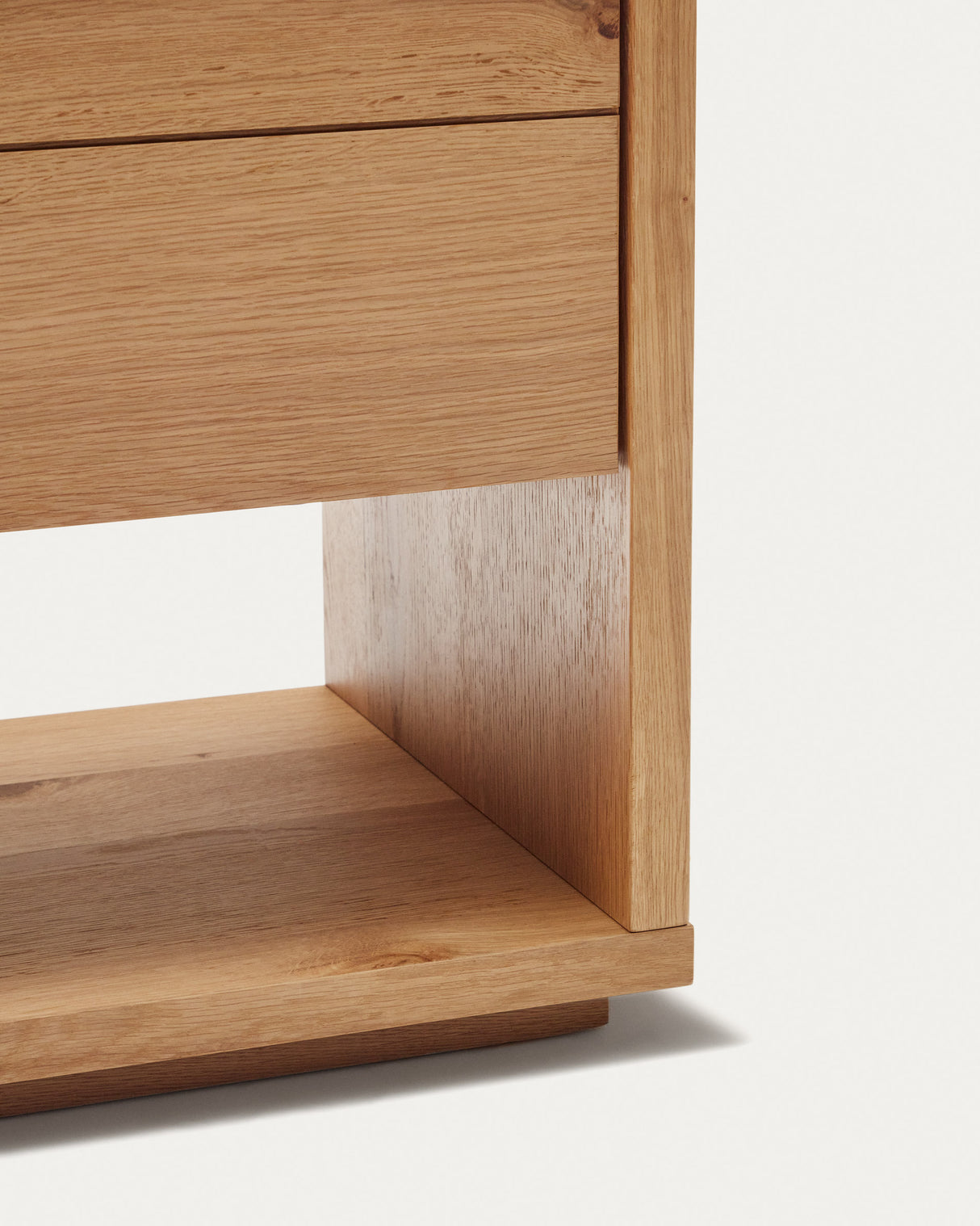 Alguema Highboard 2 Türen aus Eichenfurnier mit natürlichem Finish 100 x 163,5 cm - ZEN ZONE Furniture