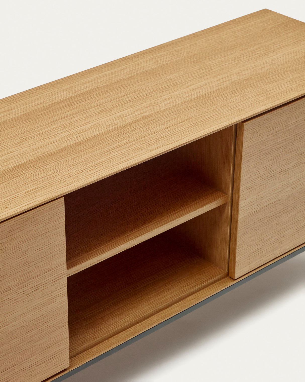 Vedrana TV-Schrank 3 Türen aus Eichenfurnier und Stahlbeine in Schwarz 195 x 55 cm - ZEN ZONE Furniture