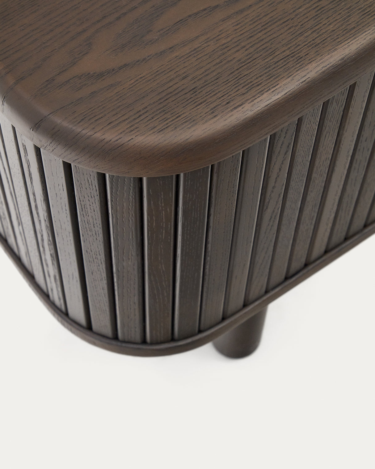 TV-Möbel Mailen 2 Türen in Eschenfurnier mit dunklem Finish 120 x 50 cm - ZEN ZONE Furniture