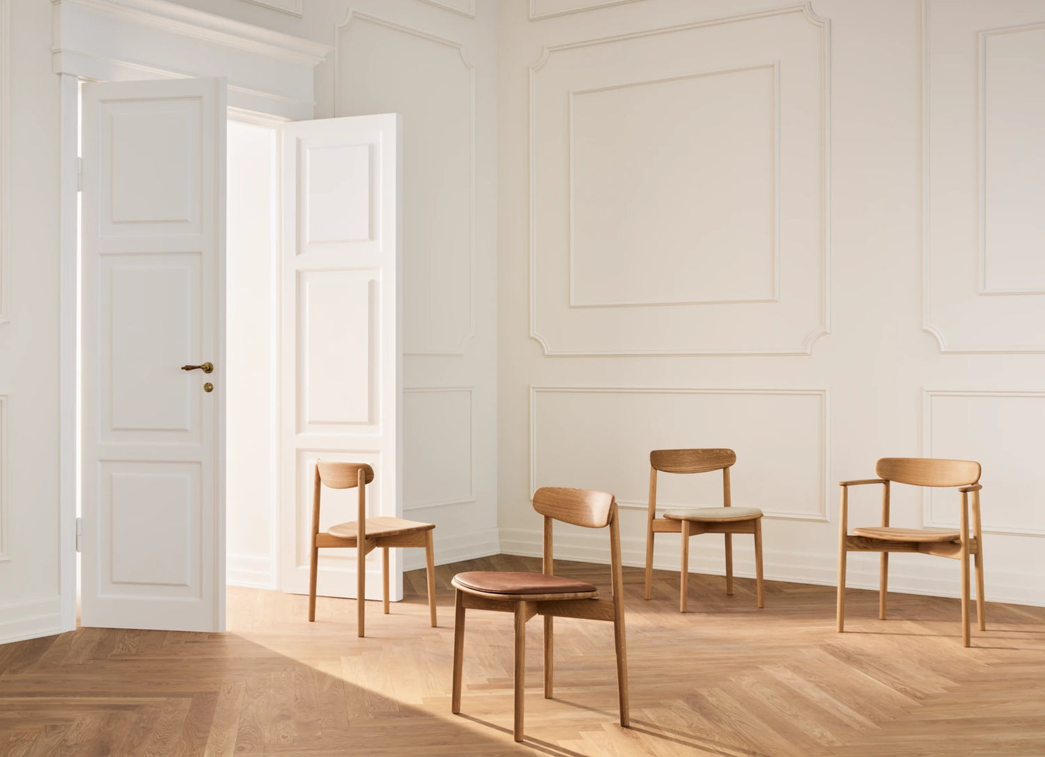 Merge Esstischstuhl - ZEN ZONE Furniture