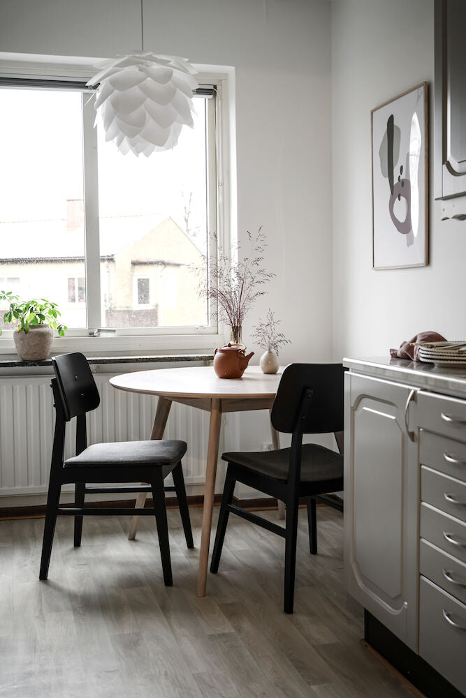 YUMI Esstisch Weiß pigmentiert 115x115x75cm - ZEN ZONE