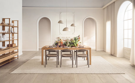 Swing Esstischstuhl aus Eiche – Farben Edition, graubraun lackiert - ZEN ZONE Furniture