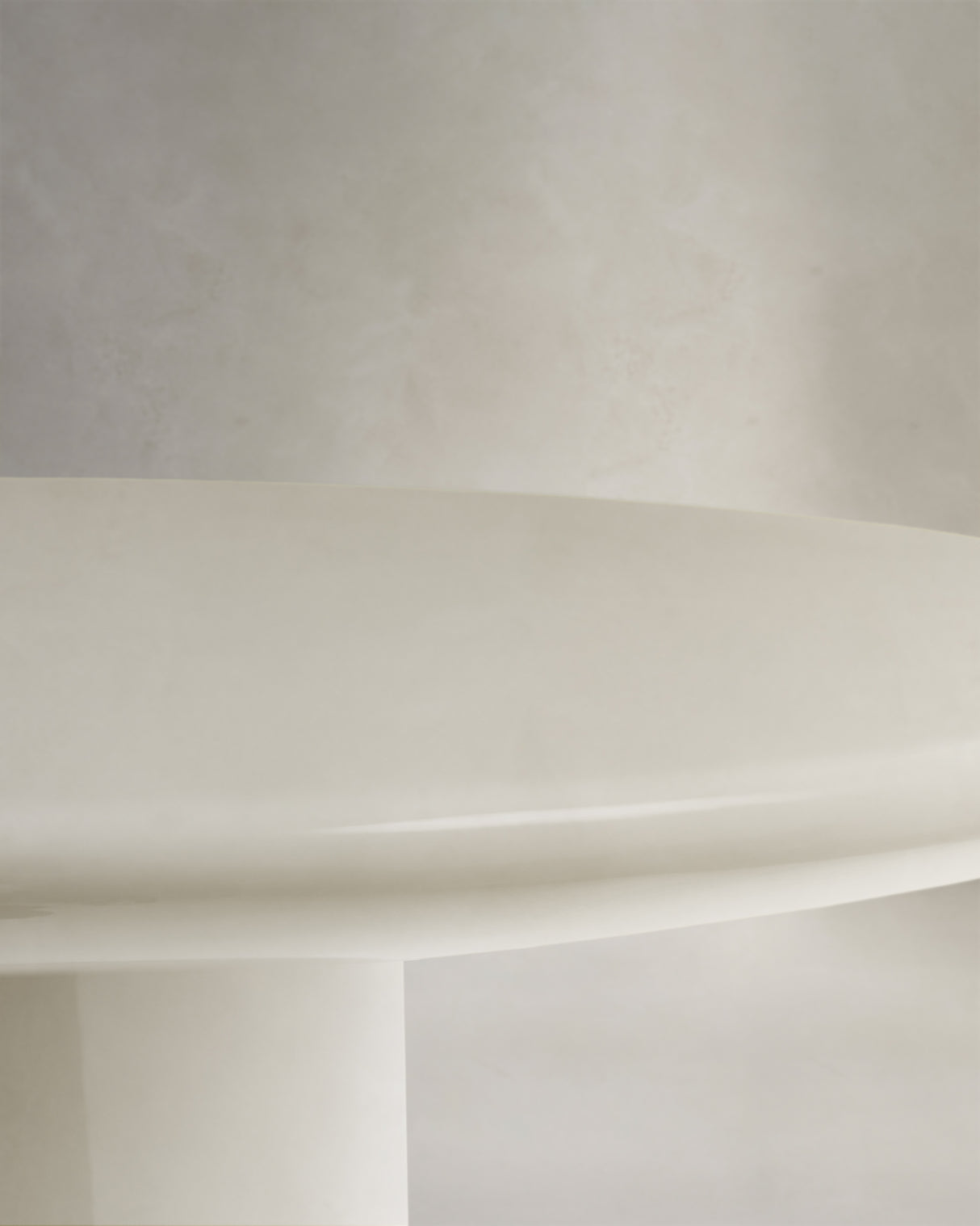 Couchtisch Albanella aus Zement mit glänzend weißem Finish Ø 110 cm - ZEN ZONE Furniture