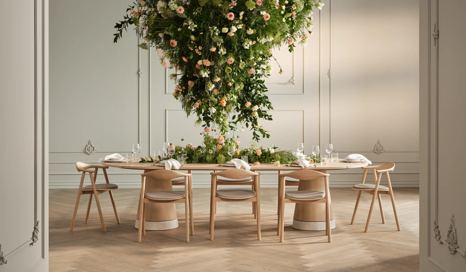 Piro Grand Esstisch aus Eiche / Furnier 305x125 cm - ZEN ZONE Furniture