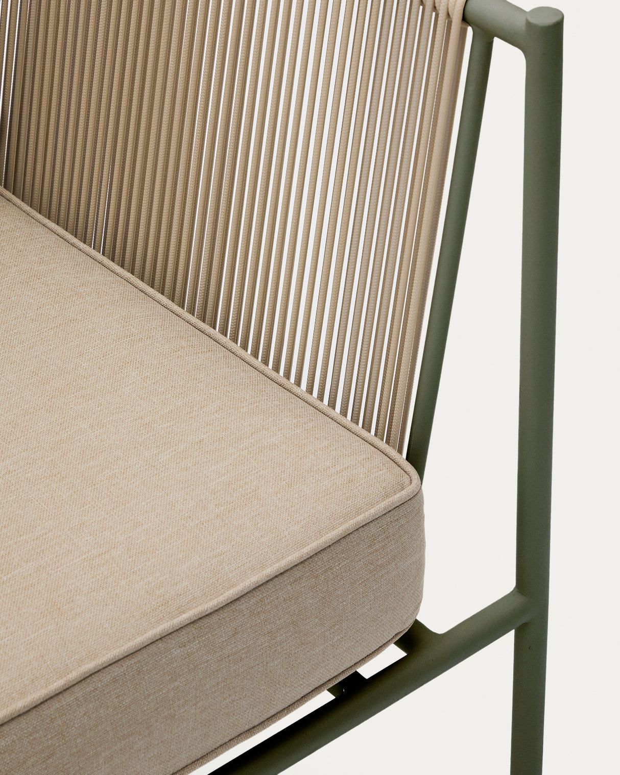 Outdoor-Sessel Zivia aus écrufarbenem Seil und grün verzinktem Stahl - ZEN ZONE Furniture